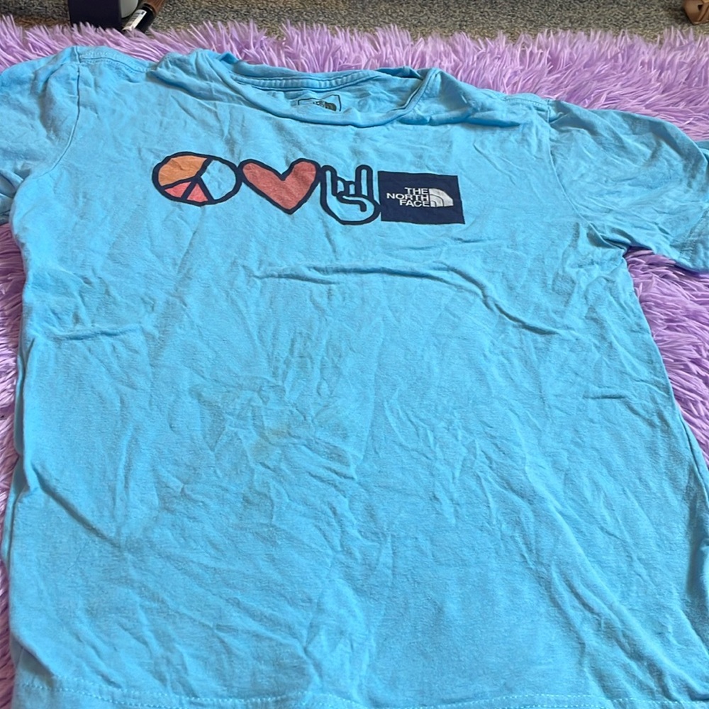 Cute north face tee shirt for sale